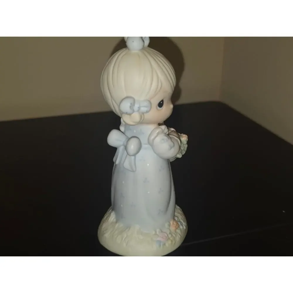 Precious Moments Enesco 524387 “Take Time To Smell‎ the Flowers” 1994 Figurine